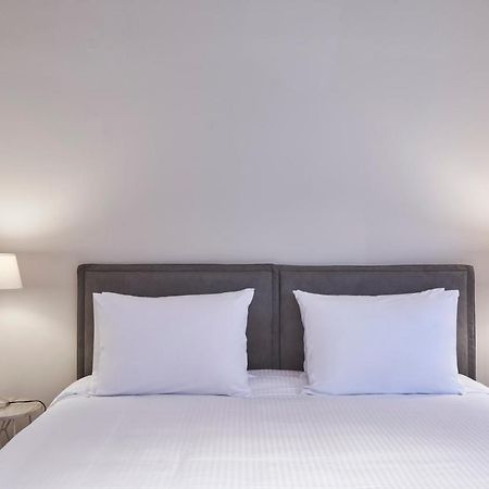 Charitos Iχ, Chic N Modern 2Bd Apt Athens Ngoại thất bức ảnh