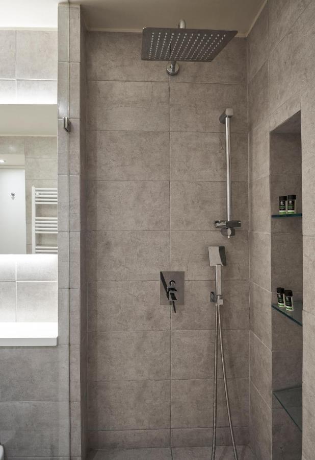 Charitos Iχ, Chic N Modern 2Bd Apt Athens Ngoại thất bức ảnh